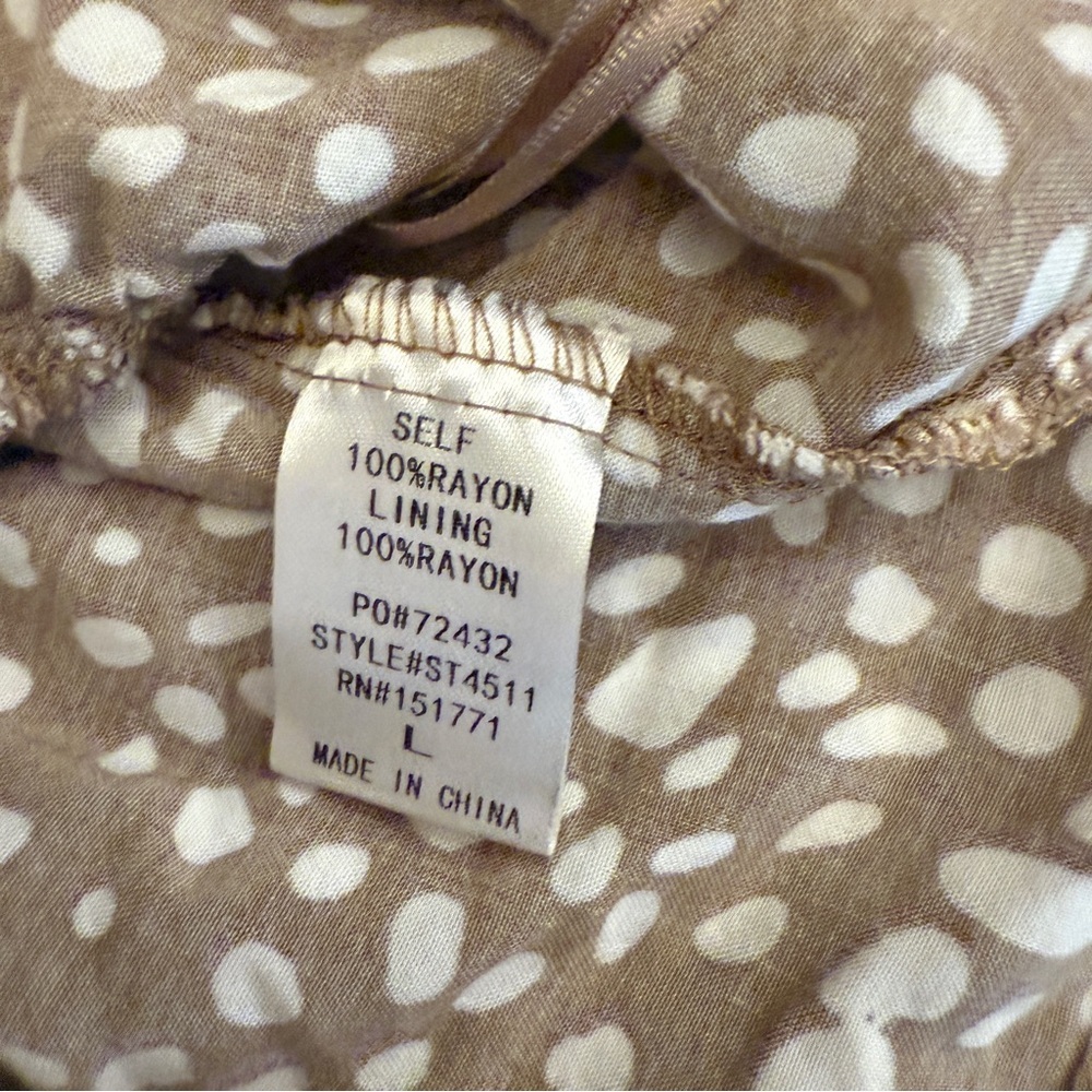 Le Lis Brown and White Patterned Blouse Cottage Core - Picture 5 of 6